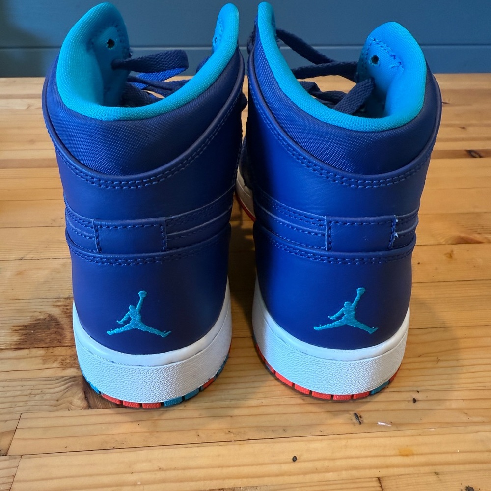 Jordan 1 high - Picture 5 of 6